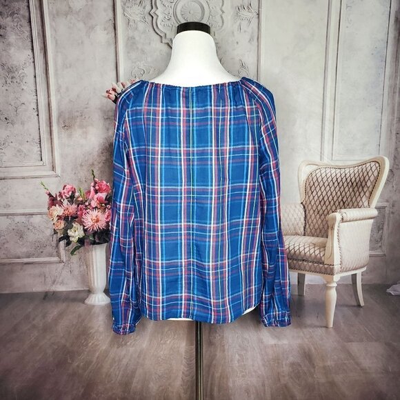 GAP Blue Red White Plaid Keyhole Blouse Women’s Size Small - Picture 5 of 7